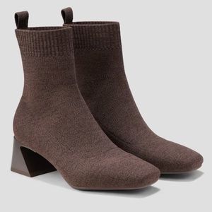 Vivaia Regina Chocolate Brown square Toed Boots Size 11